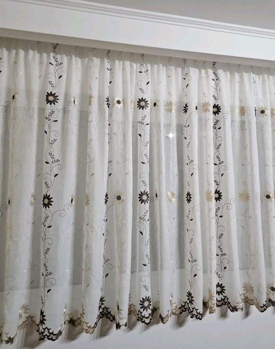 Perdele de bicatarie la comanda dorita