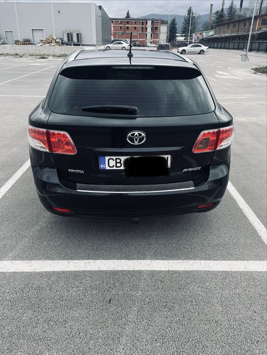 Toyota Avensis-1.8 benzin 147hp.