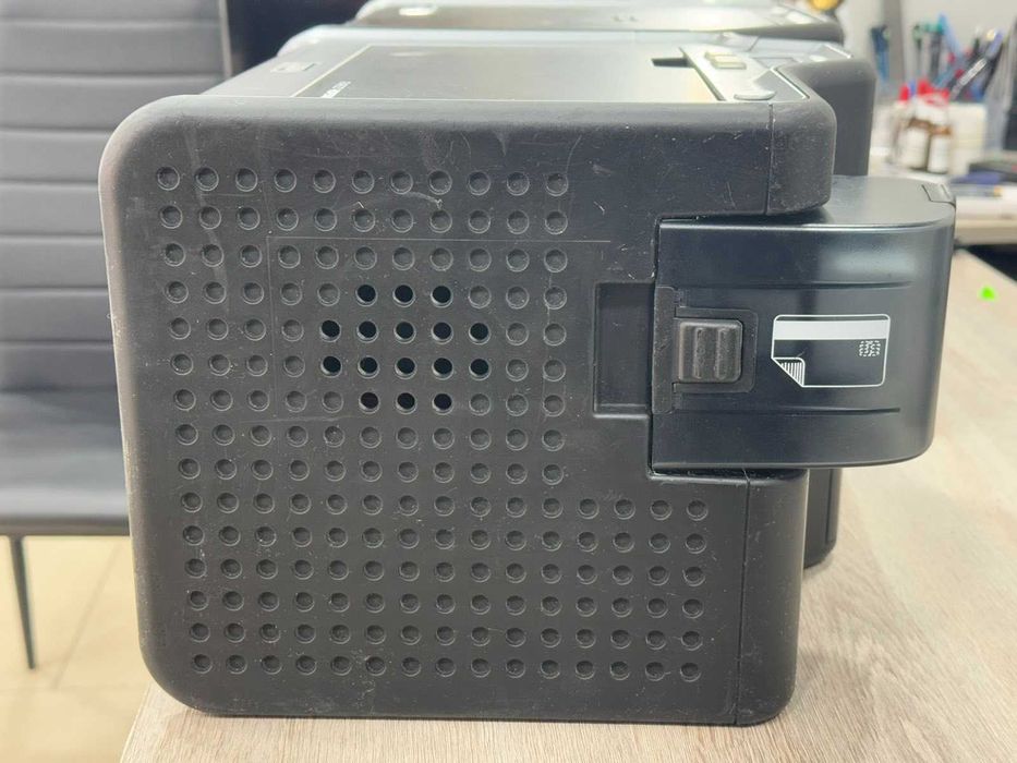 Принтер Fargo HDP5000 –принтер за картови и идентификационни карти