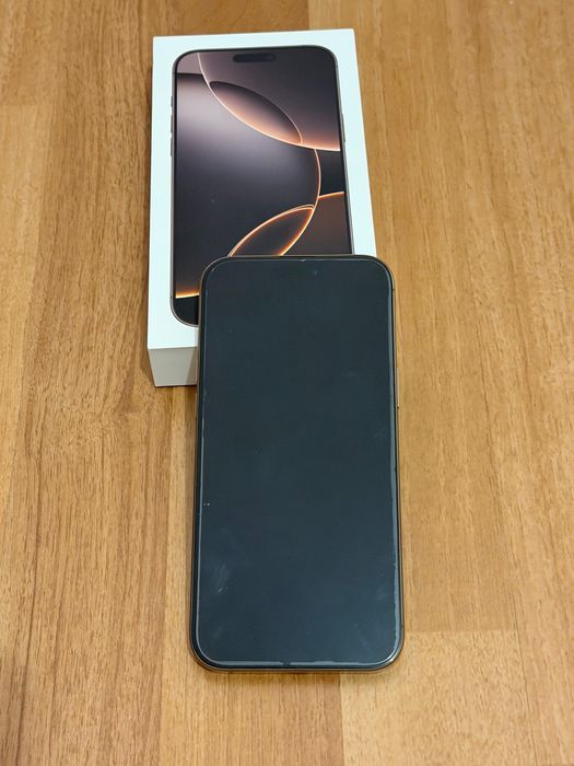 iPhone 16 Pro Max stare perfecta