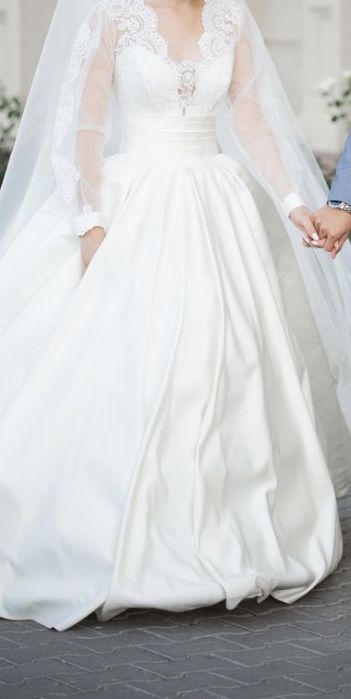 Свадебное платье