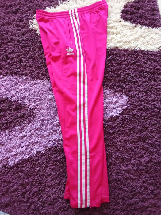 Pantaloni damă originali Adidas ca noi.