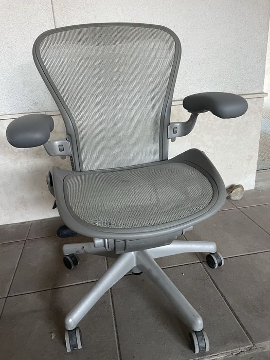 Herman Miller Aeron  Classic size B