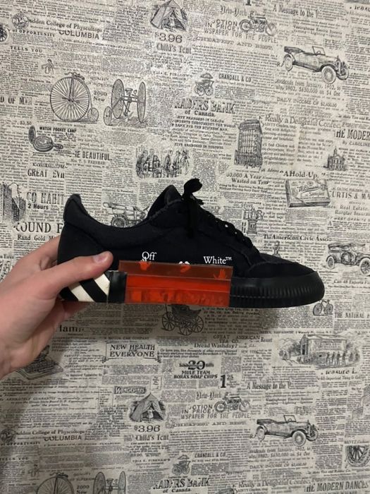 adidasi off white