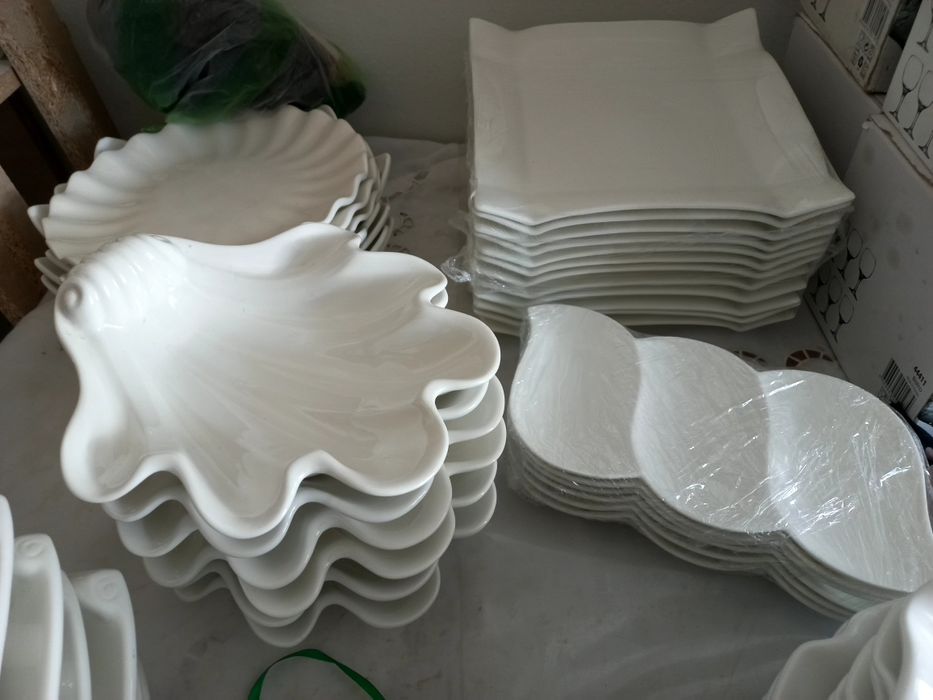 Продам посуду в отличном состоянии