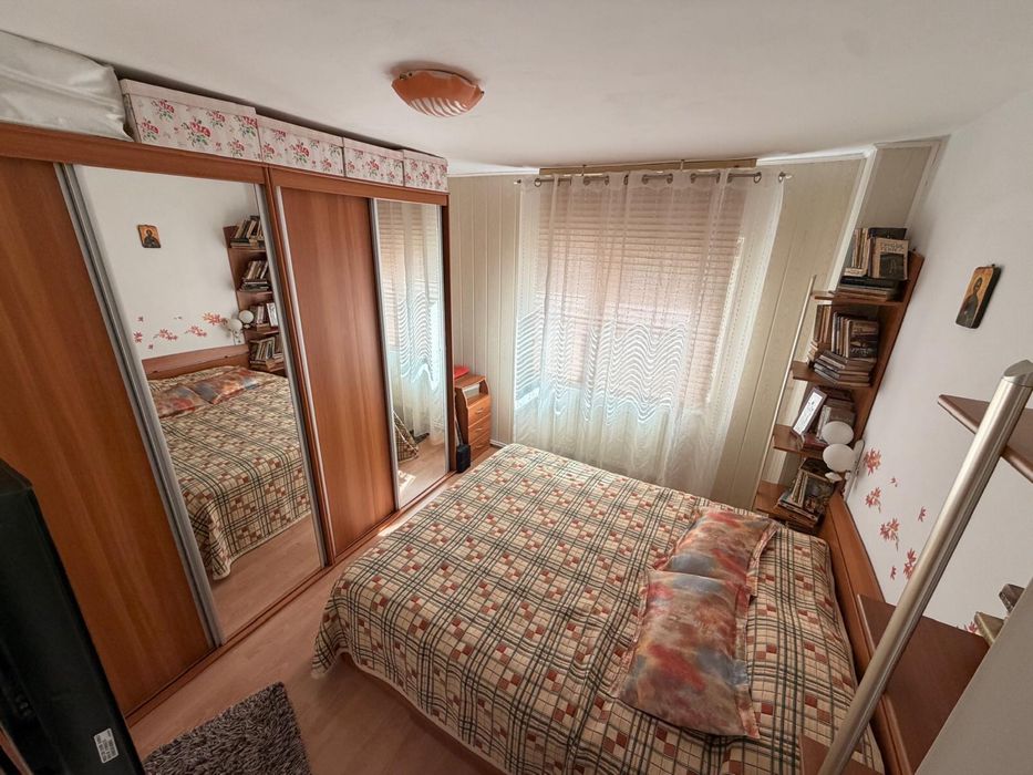 Apartament 3 camere- de vanzare- Centru Slobozia/ 75 mp/ mobilat si utilat