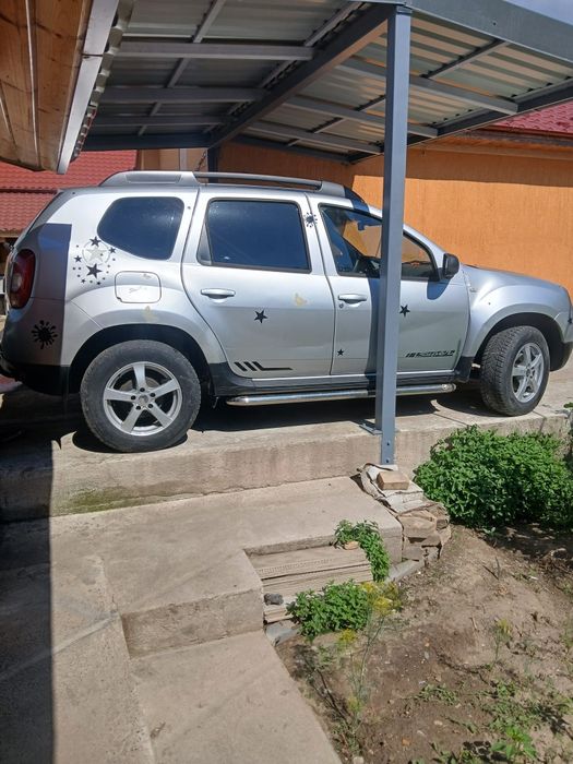 Vand Duster-15.dci-110 cai-4x4-an 2012-proprietar