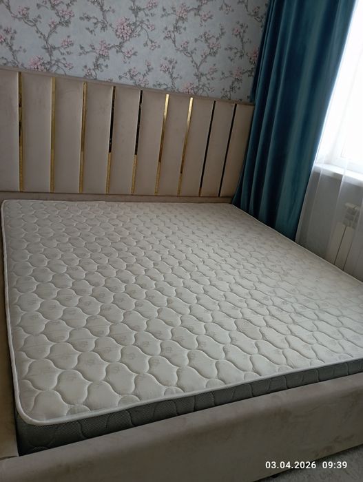 Спальный кровать