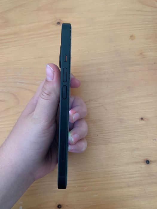 Vand iphone 15 in stare ca nou