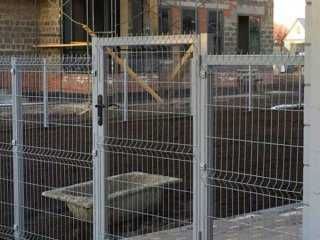 Модульное ограждение 3Д сетка. Монтаж.