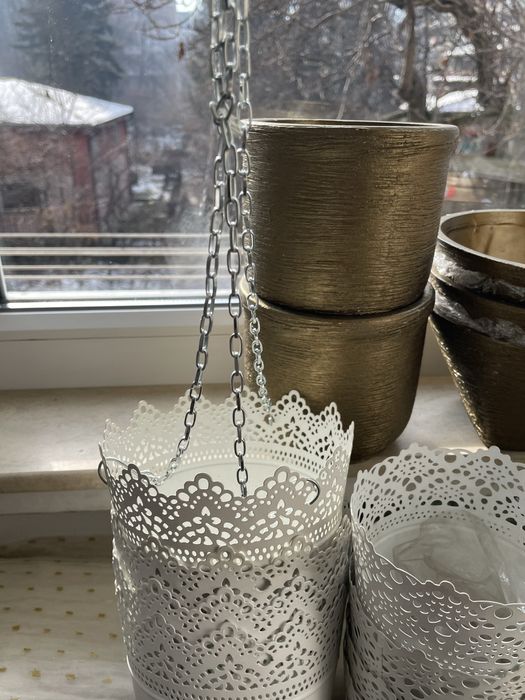 Кашпи и саксии за цветя