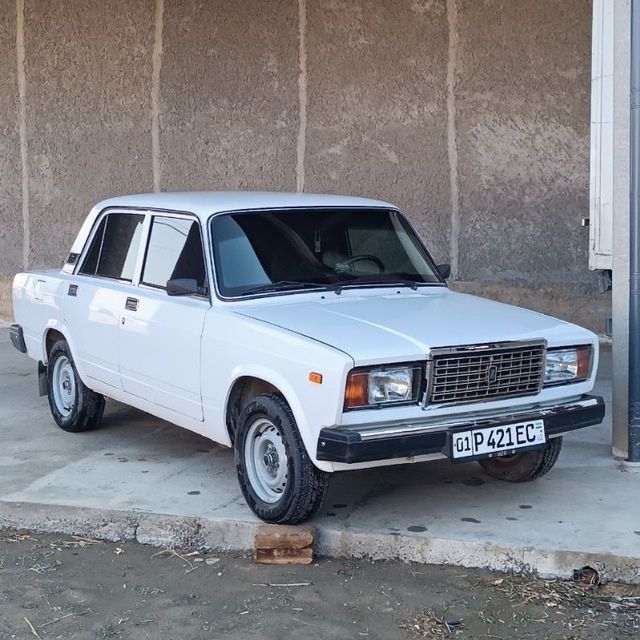 2107 Sotiladi srochna