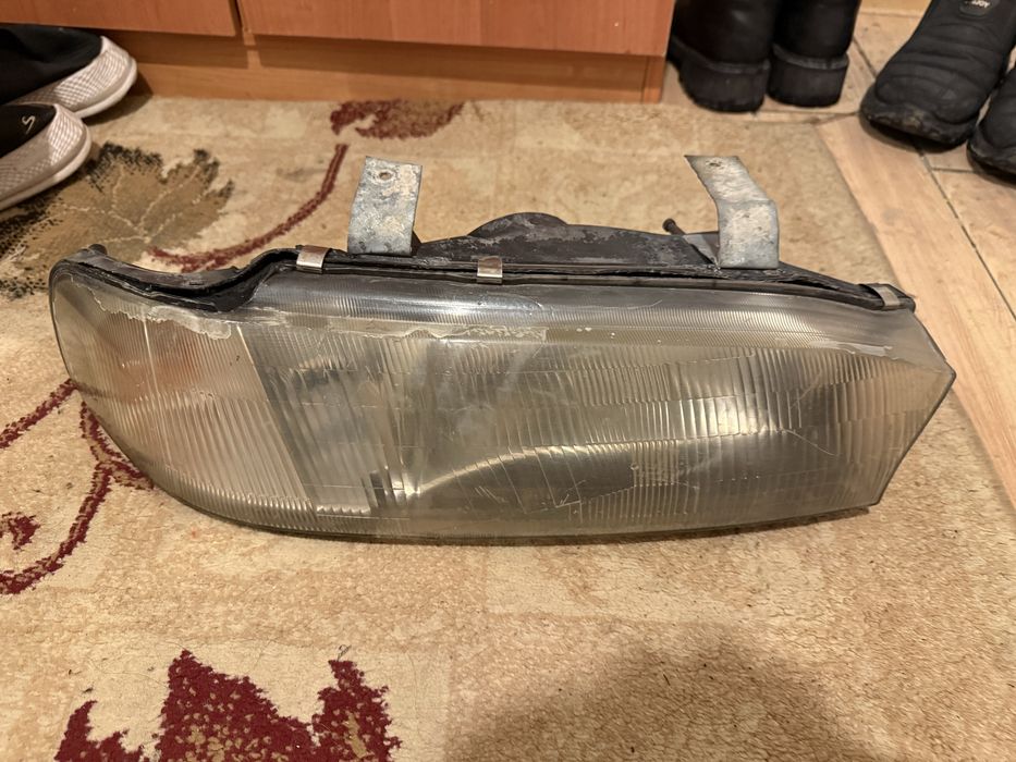 Продам фары на б3