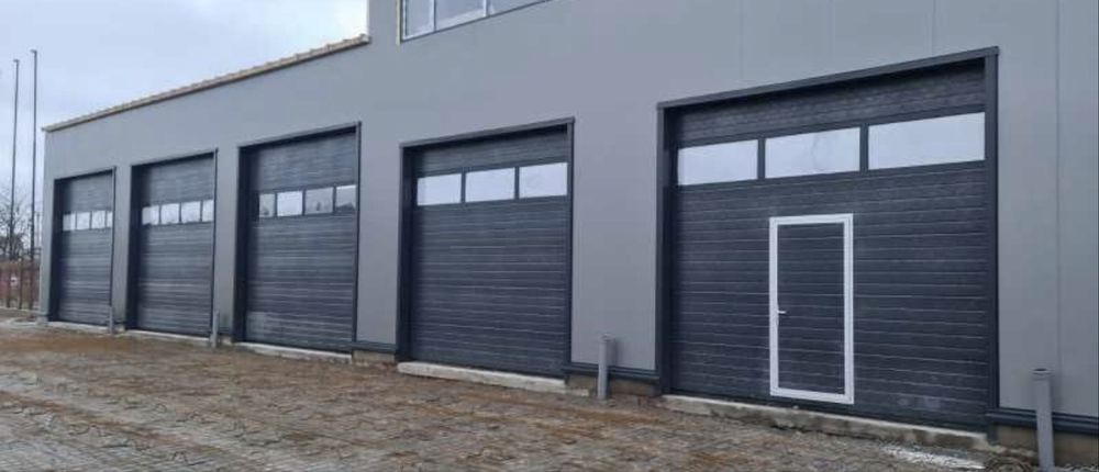 Usi de garaj tip sectionale usa garaj rulou automatizari