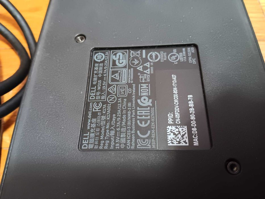 Оригинална универсална докинг станция с адаптер Dell WD15 USB-C Dock