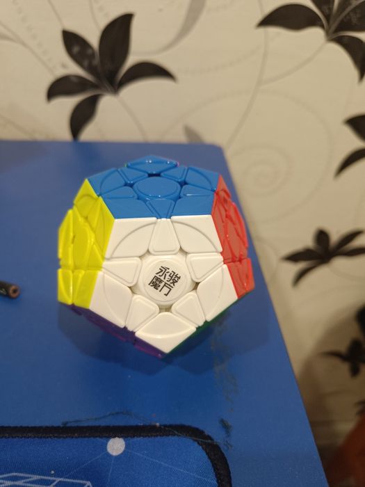 Кубик Рубик YJ Megaminx YuHu V2 M