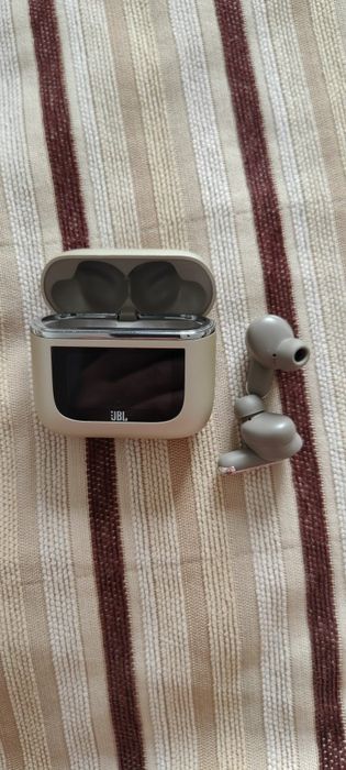 Слушалки JBL Tour Pro 2