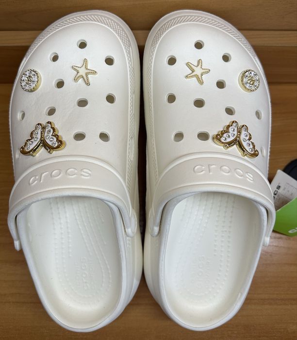Продаются новые женские Crocs