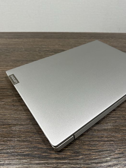 мощный 8-ядерный i5 ноутбук Lenovo IdeaPad s340, для графики и игр