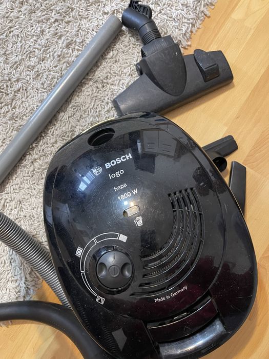 Aspirator Bosch BSG61833