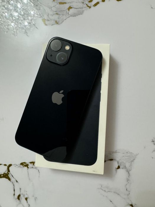 Продам Айфон 13/128GB Black