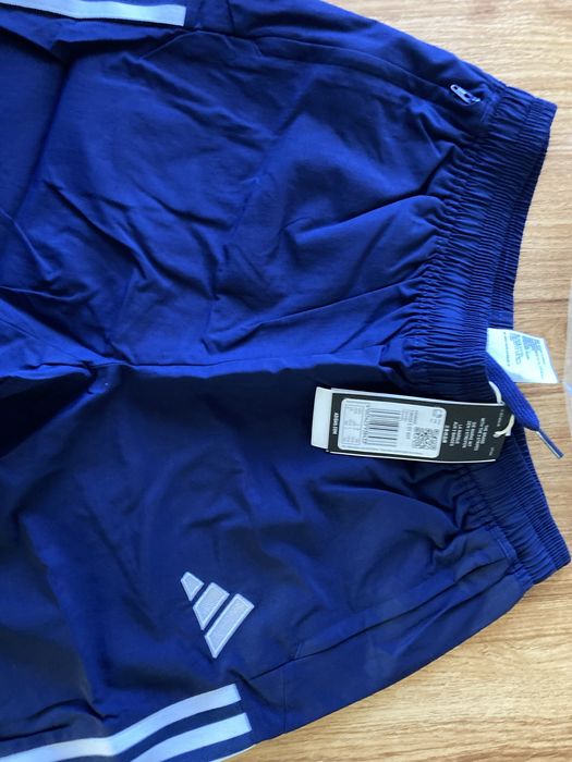 Мъжки оригинални къси шорти Adidas