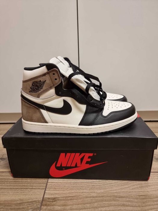 Air Jordan 1 Retro High OG "Dark Mocha" Leather/Polyester/Rubber