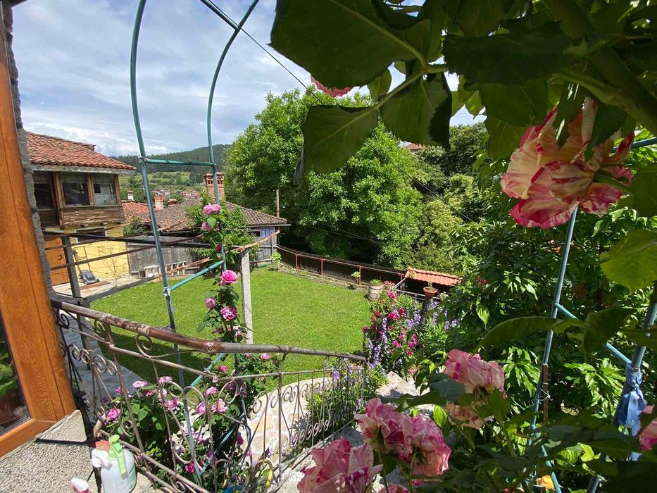 Продава се Къща в Копривщица - 154 кв.м за 1039 €/кв.м - Снимка #4