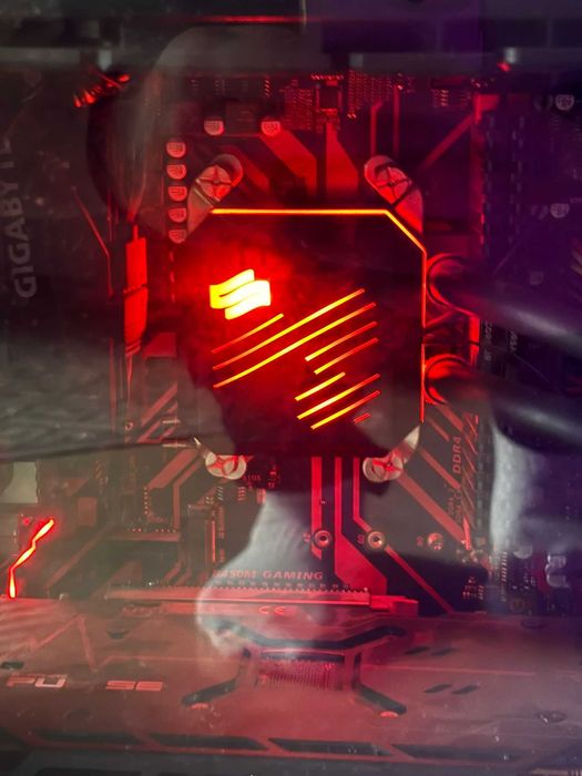 Sistem gaming complet + periferice