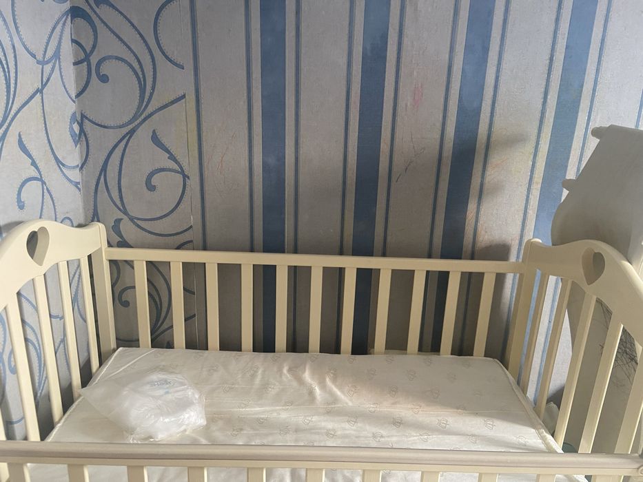 Детская кроватка