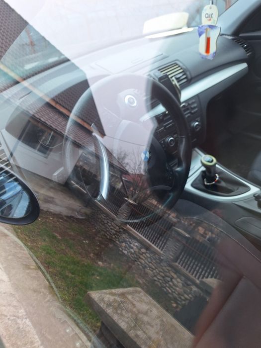 De vanzare bmw seria 1 fab 2010 e5 propietar in acte fiscal la cumpara