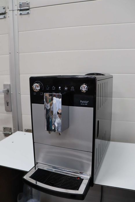 Автоматична машина за еспресо Melitta, модел Purista, F230 сребриста