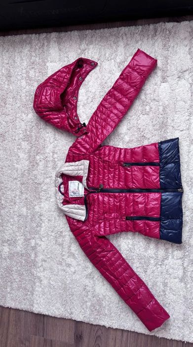 Оригинално Moncler яке (детско)
