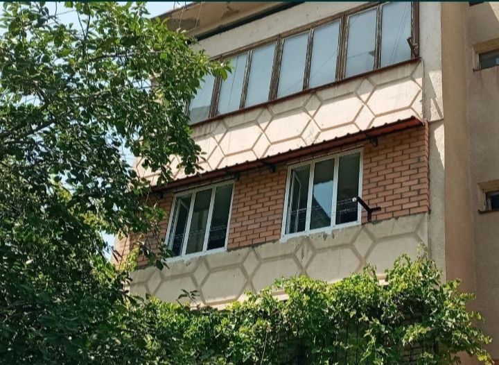 Козырьки бесшумные бельевые ролики