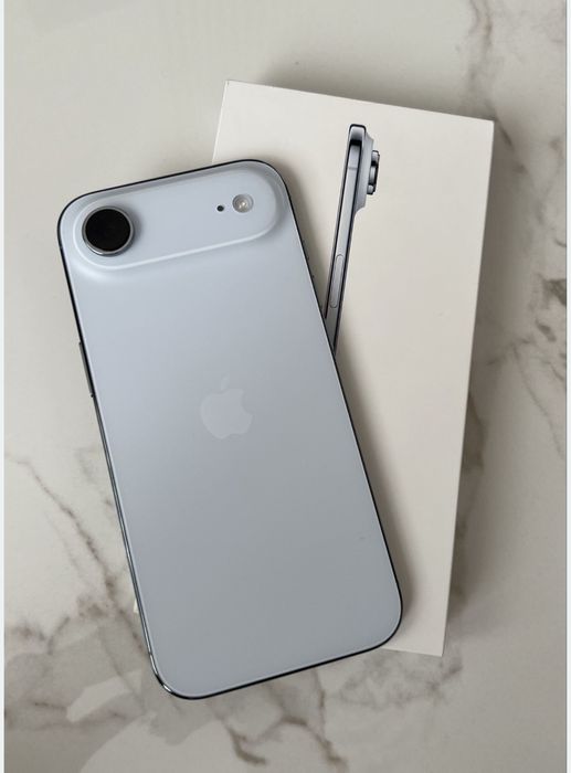 iPhone 17 Air cu 100% Bateria , Accept Schimburi