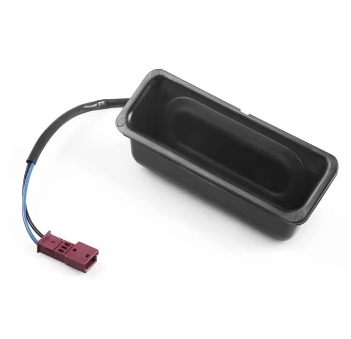 Нов Бутон / Дръжка за багажник M5 BMW E39 e60 e61 М5 БМВ е39 е60 е61