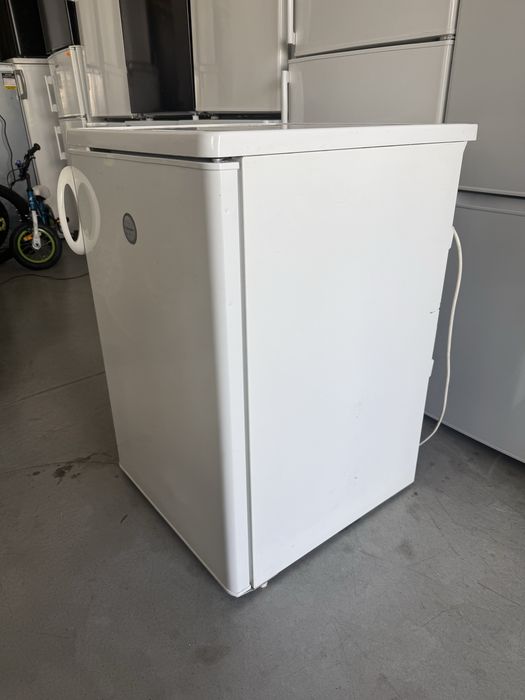 Хладилник със камера Electrolux