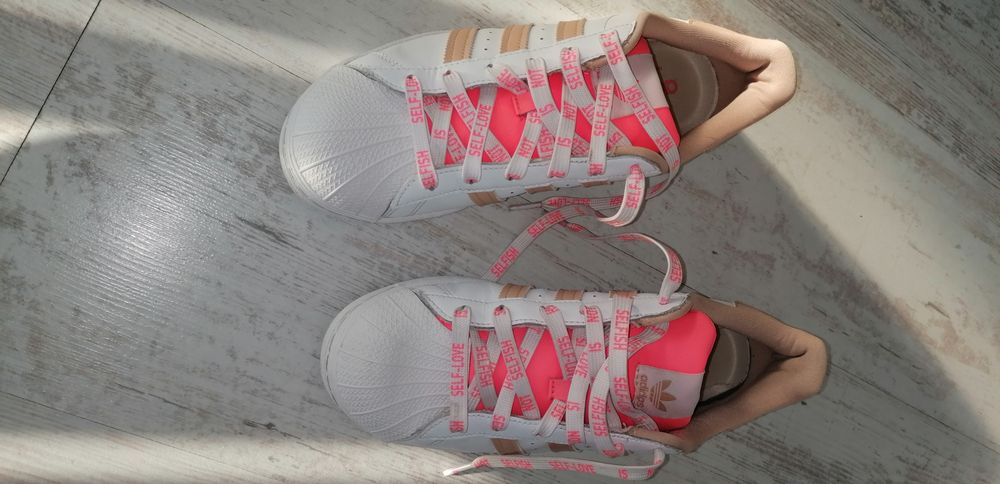 Маратонки adidas