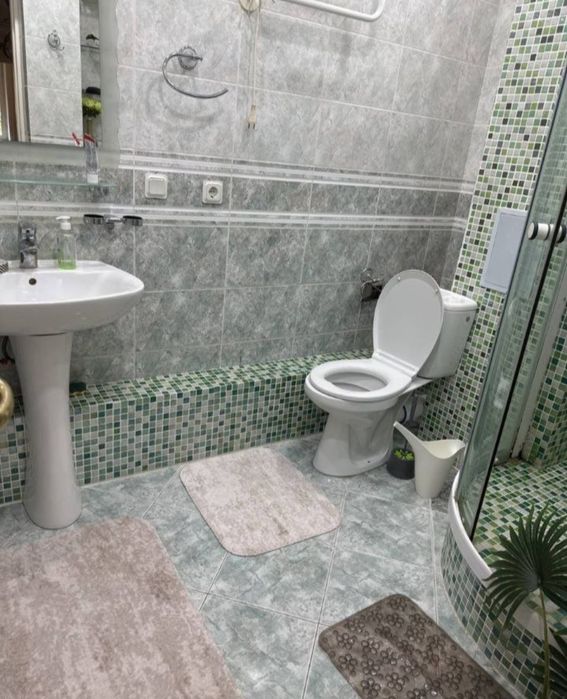 Мирзо Улугбекский район. 7 комнат. Совминовский дом.