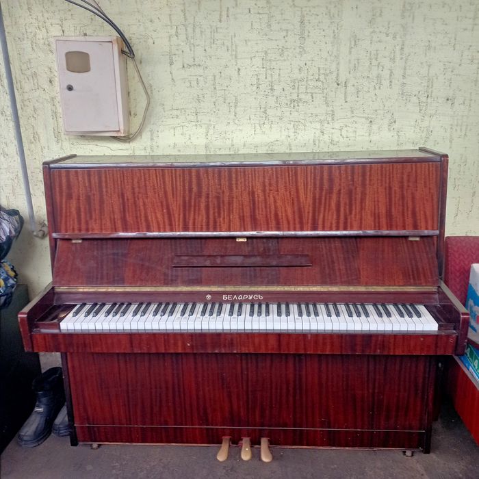 Продам пианино Б-7 срочно
