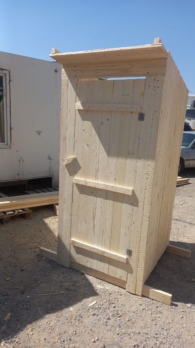 Уличные туалет дом и дача