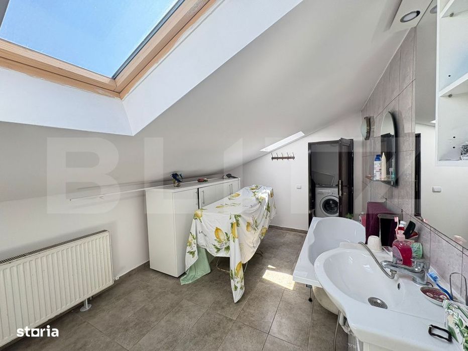 Apartament de 3 camere in zona Campului