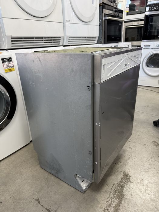 Съдомиялна  Miele за вграждане XXL автоматично отваряне