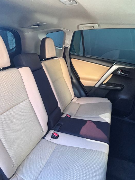 Продам Rav 4 2016 года