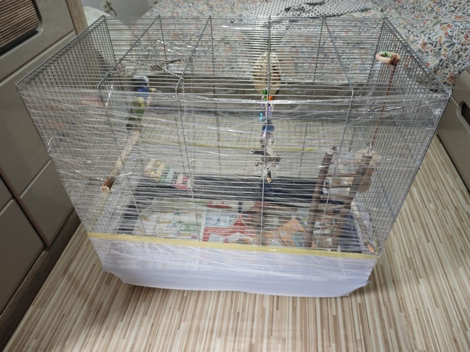 Colivie pentru papagali, peruși, nimfe etc