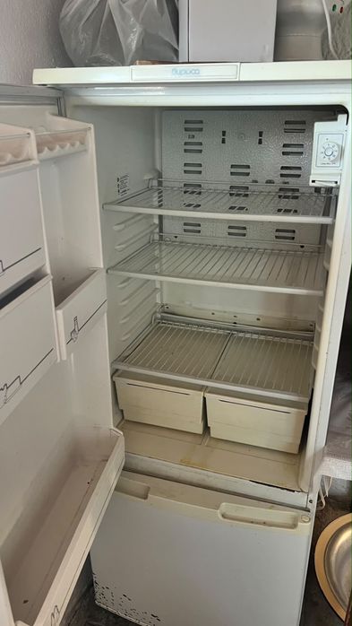Холодильник б/у не рабочая
