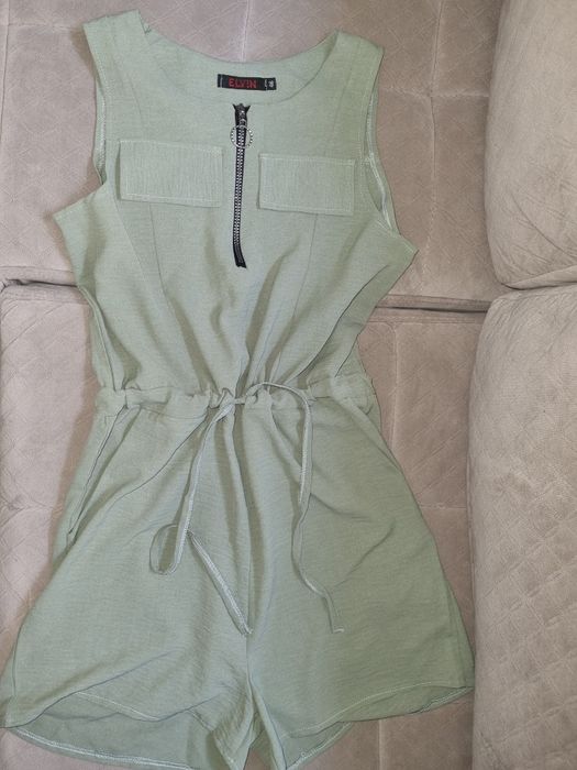 Продаётся летний комбинезон