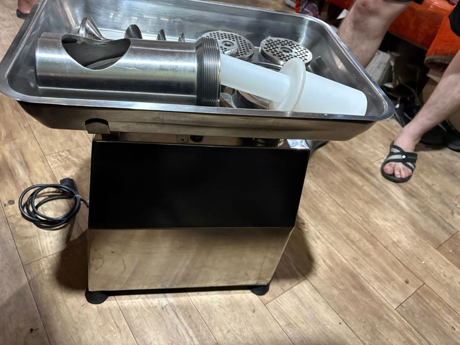 мясарубка  KY 32 болшой 2.2кв