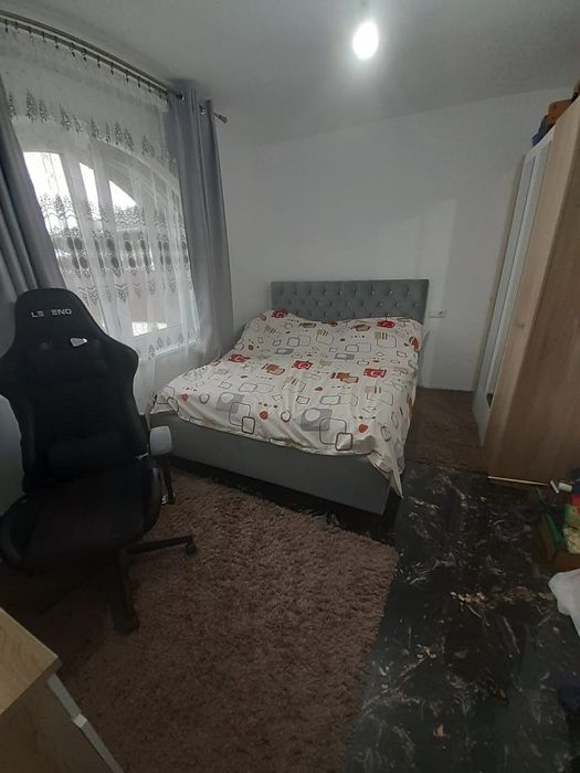 OCAZIE...Vând schimb cu ap 2  cameri plus dif