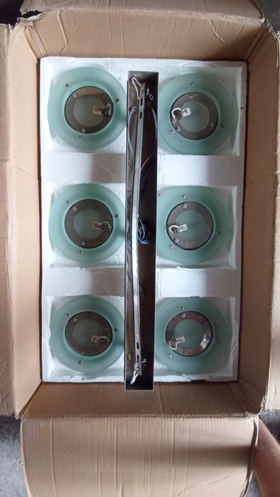 Светильник новый